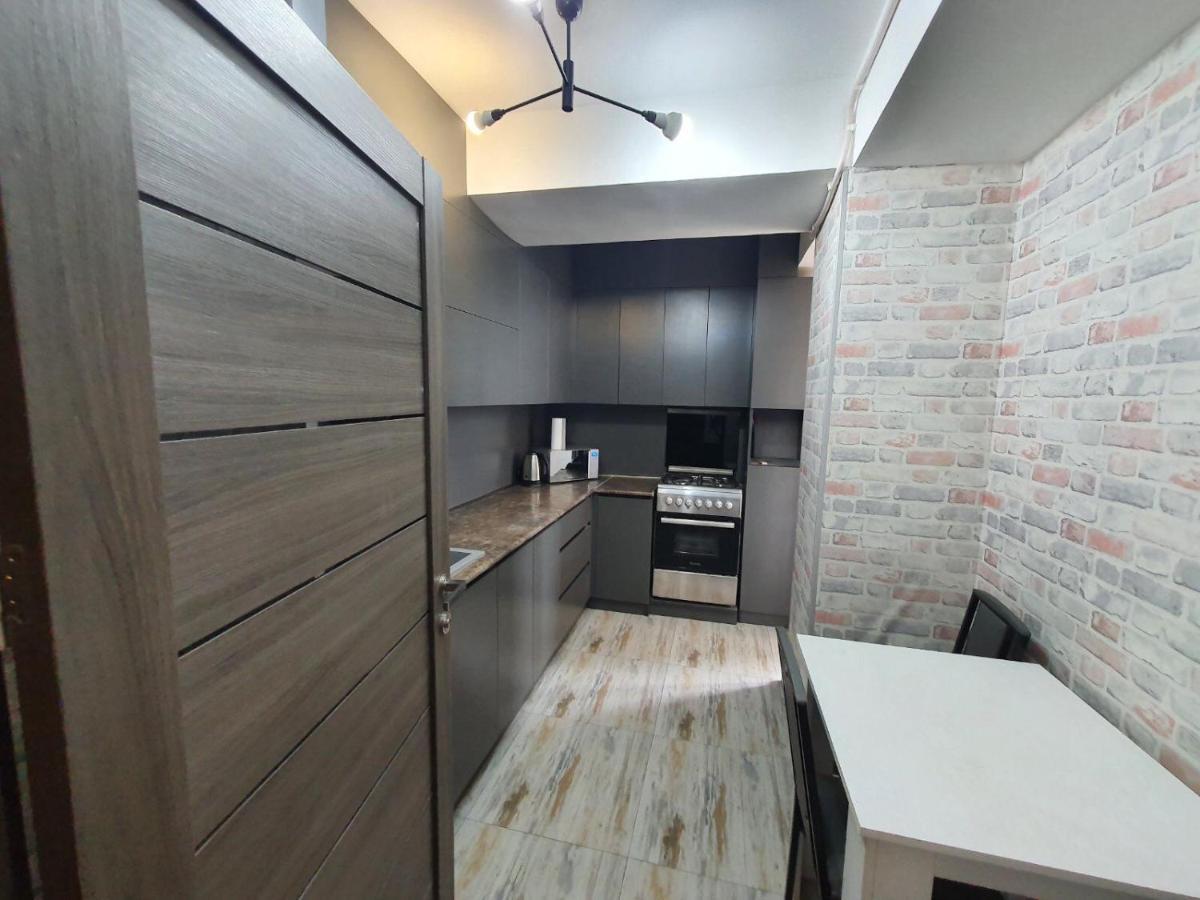 Apartment In Yerevan On Amiryan Street מראה חיצוני תמונה