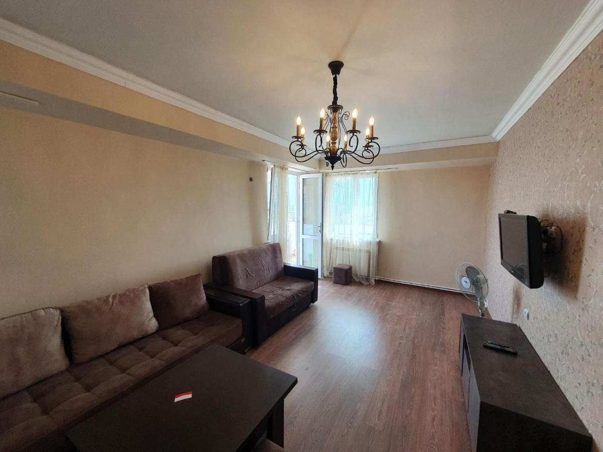 Apartment In Yerevan On Amiryan Street מראה חיצוני תמונה